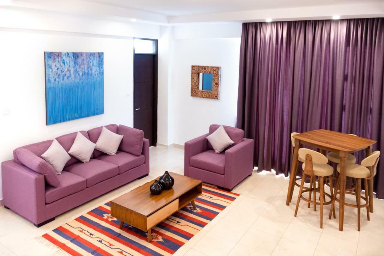 L'Aziz Suites Nairobi Extérieur photo